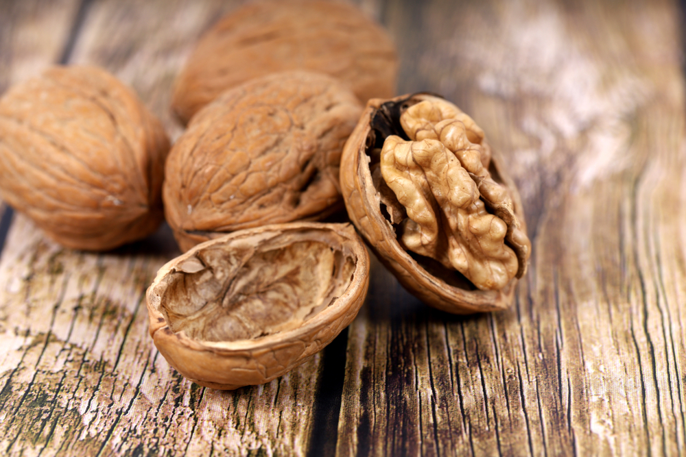 गर्मियों में अखरोट, अखरोट, ड्राई फ्रूट्स, Walnuts, Walnuts, Dry Fruits in Summer