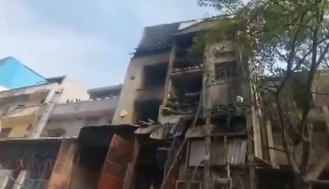 Delhi Fire, मूंग दाल ड्राई फैक्टरी, कर्मचारी, तीन लोगों की मौत, सफदरजंग अस्पताल, Delhi Fire, Moong Dal Dry Factory, Employees, Three people died, Safdarjung Hospital,