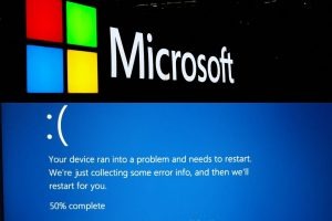 Windows 10 Outage, विंडोज 10 यूजर्स, वैश्विक स्तर, क्राउडस्ट्राइक अपडेट, सोशल मीडिया, ऑटोमेटिक रिकवरी स्क्रीन, तस्वीरें शेयर, ब्लू स्क्रीन ऑफ डेथ, सुपरमार्केट, माइक्रोसॉफ्ट विंडोज 10 आउटेज, Windows 10 Outage, Windows 10 users, Globally, CrowdStrike update, Social media, Automatic recovery screen, Share photos, Blue Screen of Death, Supermarket, Microsoft Windows 10 outage,