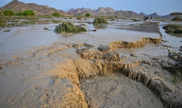 सूडान, भारी बारिश, बाढ़, सूडान, बाढ़ जानलेवा बन गई, 32 लोगों की मौत, जनजीवन अस्त-व्यस्त, अर्धसैनिक रैपिड सपोर्ट फोर्स, Sudan, heavy rains, flood, Sudan, floods become deadly, 32 people killed, life disrupted, paramilitary Rapid Support Force,