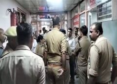 विधान भवन, राजधानी लखनऊ, आत्मदाह का प्रयास, पुलिस उपायुक्त, विधान भवन, Vidhan Bhawan, capital Lucknow, attempt of self immolation, Deputy Commissioner of Police, Vidhan Bhawan,